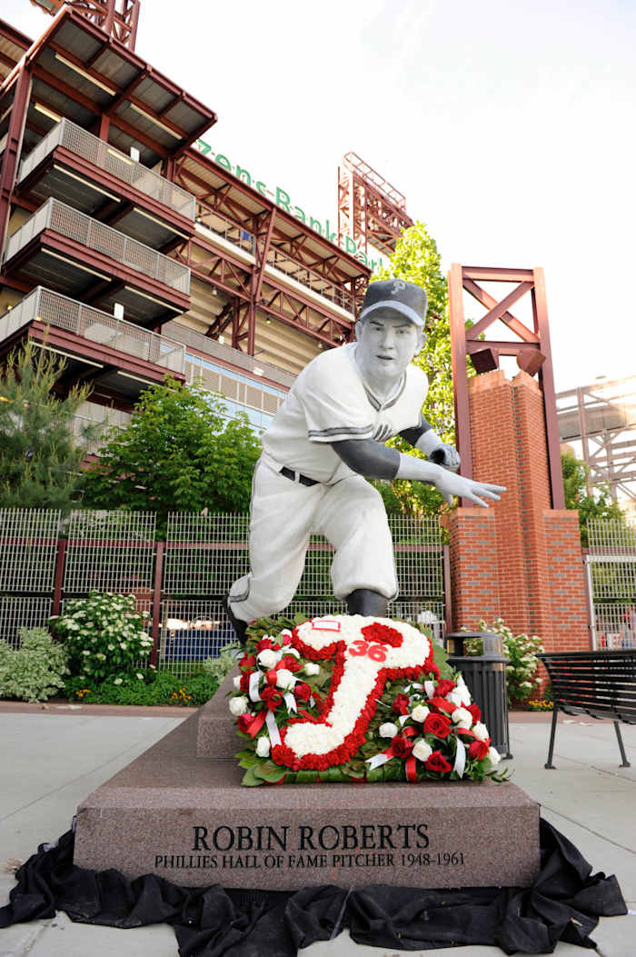Statue of 1950 "Whiz Kid" and Hall of Famer Robin Roberts outside of Citizens Bank Park